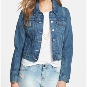 Levi’s Dark wash Denim Jacket